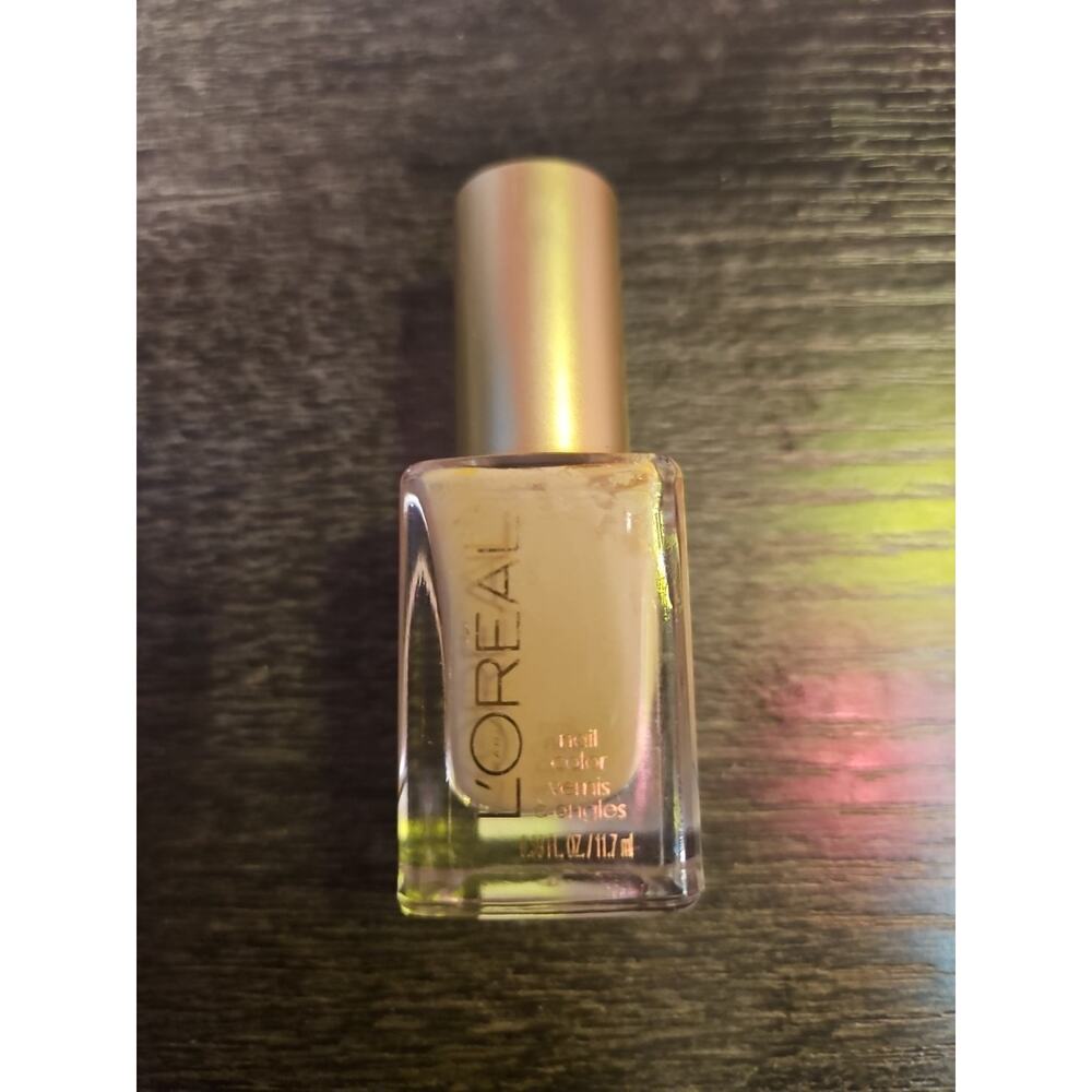 L'Oreal Paris Sand Castle Nail Polish